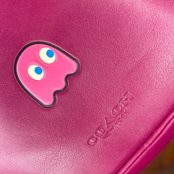 limited edition pink leather Coach Pac-Man crossbody bag purse - Picture 6 of 6